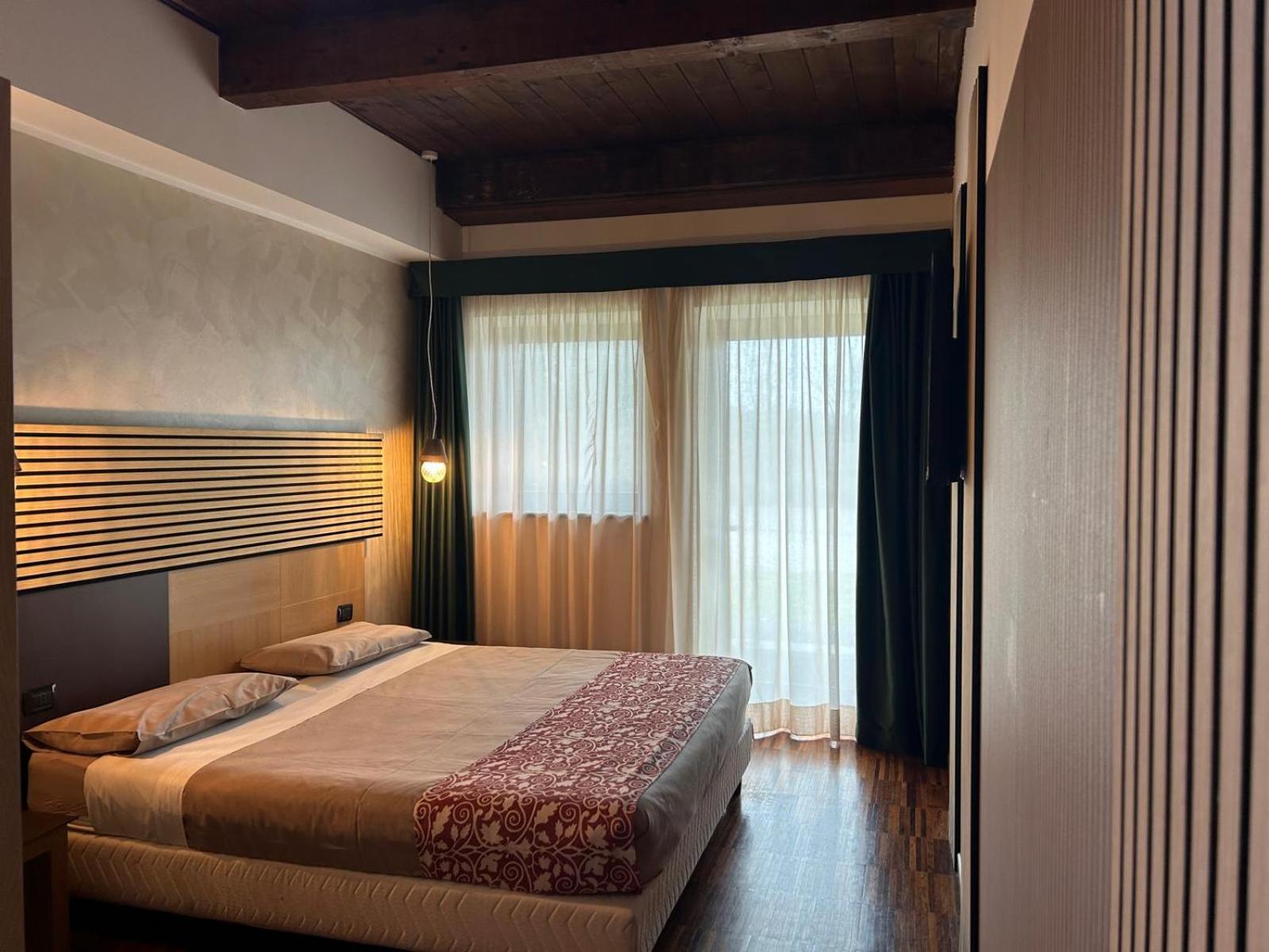 Cascina Scova 4* Pavia