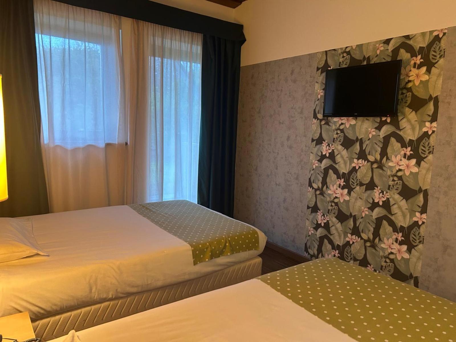 Hotel Cascina Scova 4*